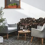 Vinarstvi & Vinarsky Dum Petratur 홈스테이